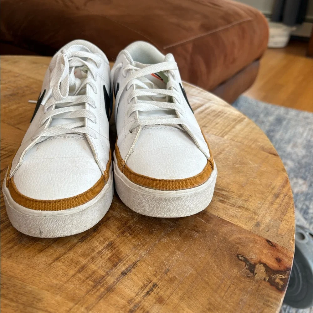 Nike White Low-Top Sneakers with Black Swoosh and Brown Accent - Picture 3 of 4